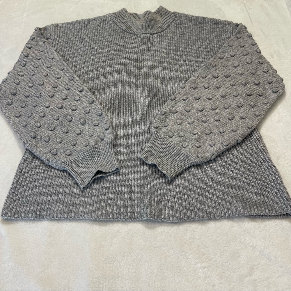 VINCE CAMUTO WOMENS KNIT SWEATER, SIZE LARGE. GRAY.